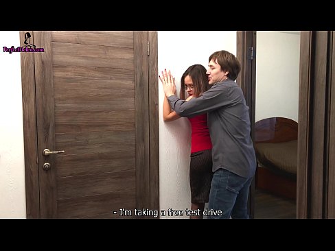 ❤️ સેક્સી રિયલ્ટર તેણીના એપાર્ટમેન્ટને વેચતી વખતે તેણીની ચુતને કામુક રીતે ધક્કો મારે છે અને ફક્સ કરે છે - ક્રેમ્પાઇ ❤️❌ ગુદા પોર્ન ❤